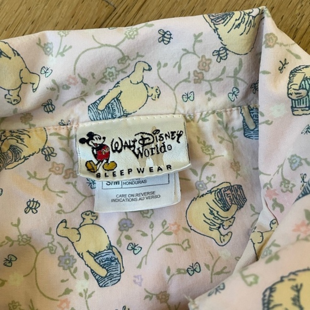 Vintage Winnie the pooh night gown